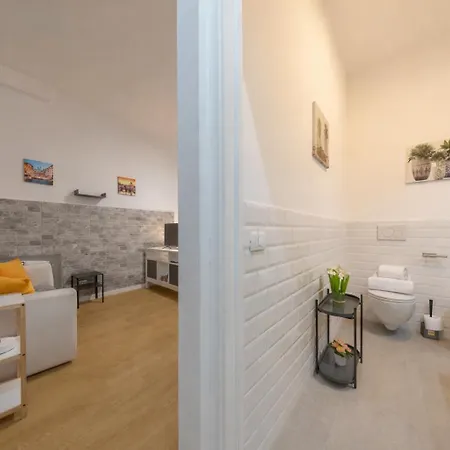 Open Space Moderno A 20 Minuti Dal Colosseo Vicino Metro A E C Apartment Rom